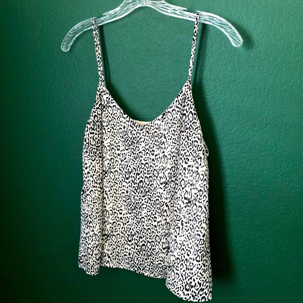 Women’s Leith Top- S- Snow Leopard